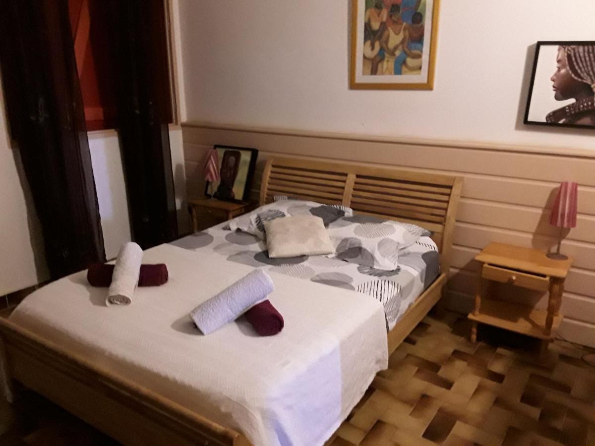 Villa Et Gites Le Safran - Le Triskell Deshaies Zewnętrze zdjęcie